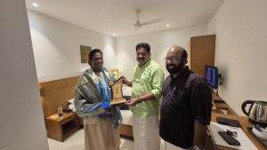 ഇന്ത്യൻ ഒളിമ്പിക് അസോസിയേഷൻ പ്രസിഡന്റ്‌ ശ്രീമതി പി ടി ഉഷ എംപി ക്ക് പാലക്കാട്‌ ജില്ലാ ഒളിമ്പിക് അസോസിയേഷന്റെ സ്നേഹാദരം. ..